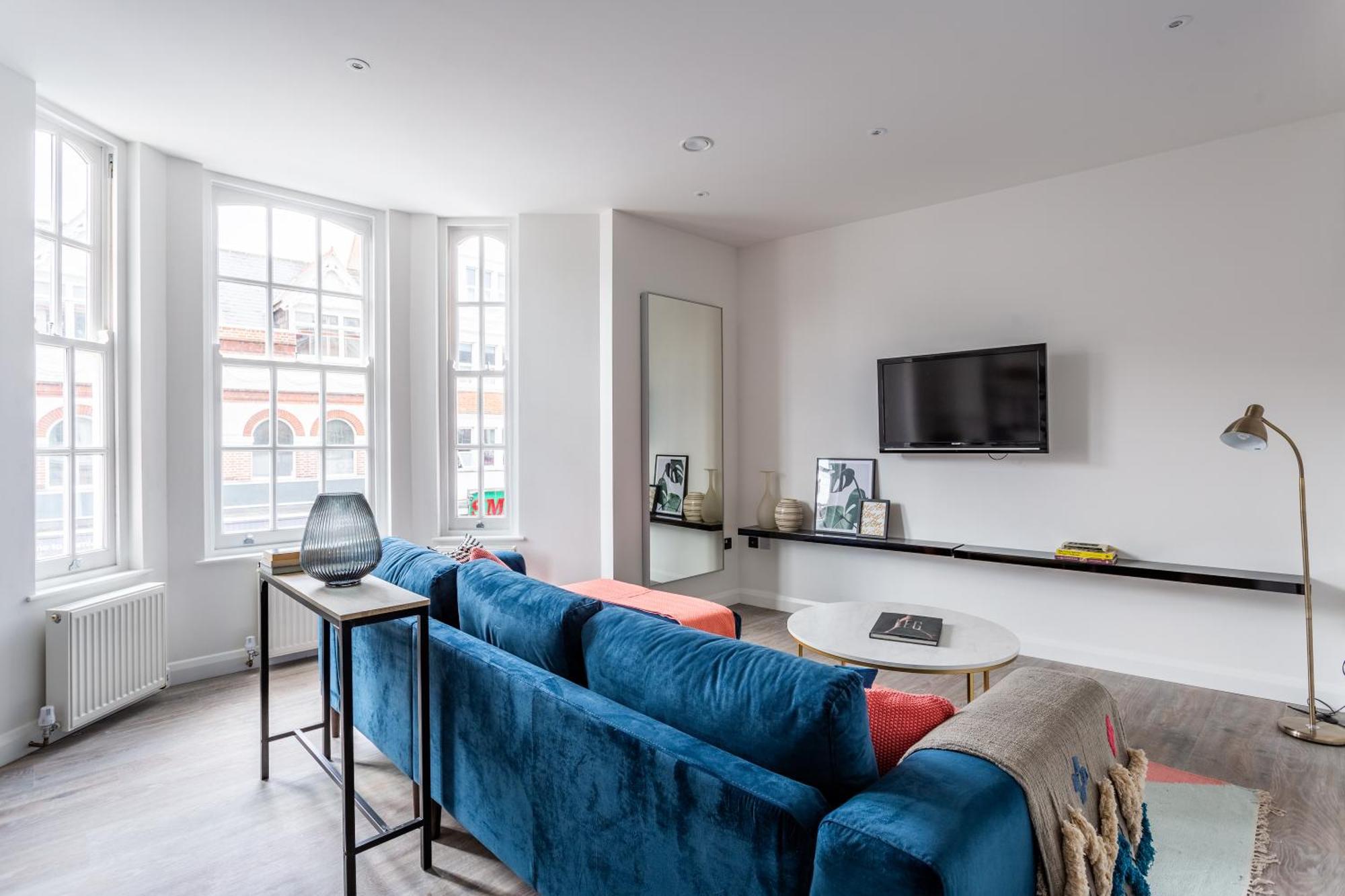 2 Bedroom Apartments With Sofa Bed In Southend Esterno foto