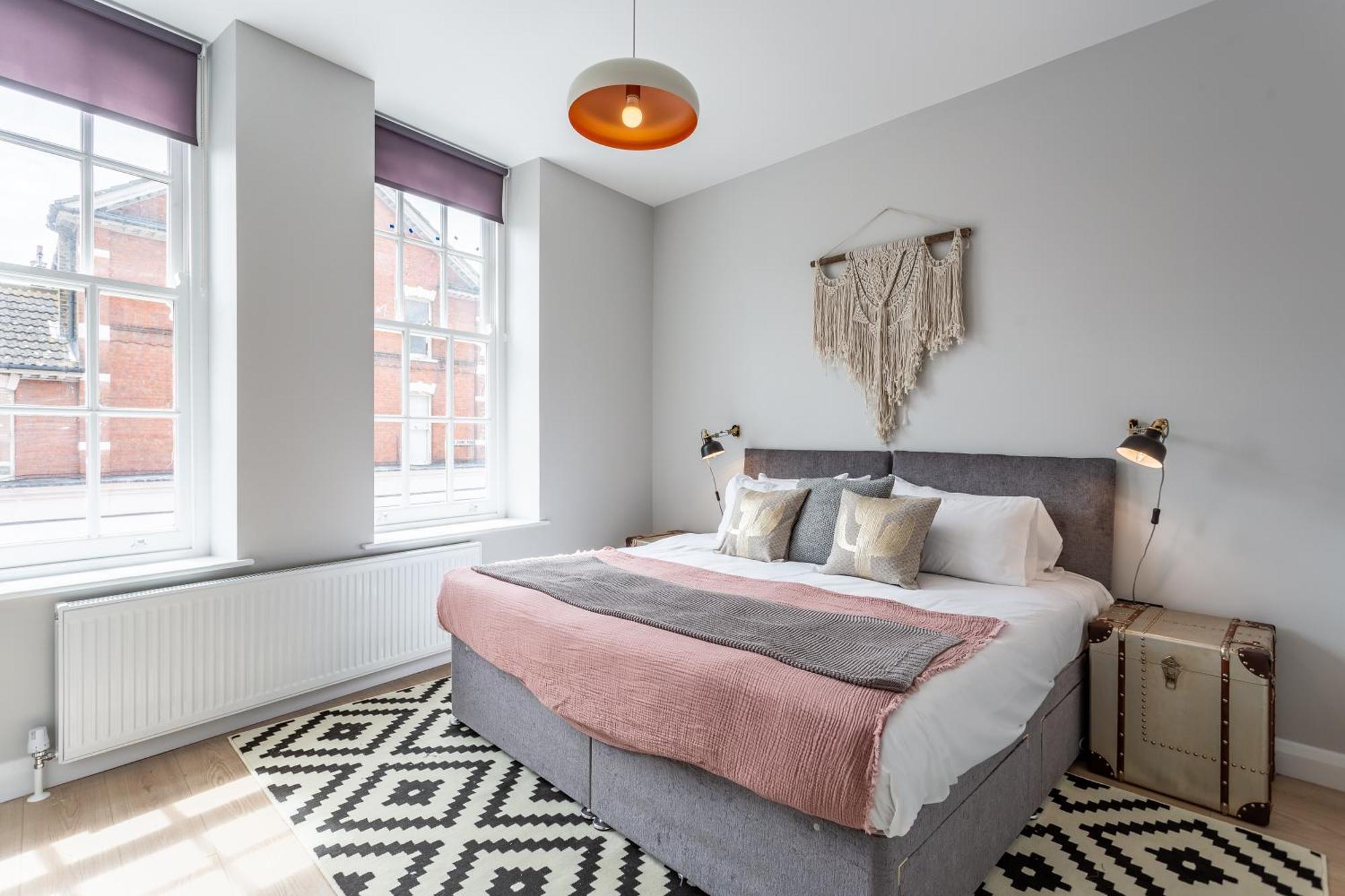 2 Bedroom Apartments With Sofa Bed In Southend Esterno foto
